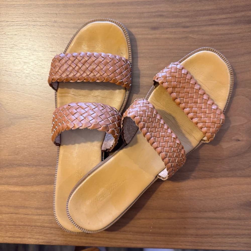 Women's Tan Woven Sandals